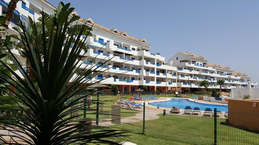 Duquesa Suite And Golf With A Spectacular Sea View Manilva Buitenkant foto