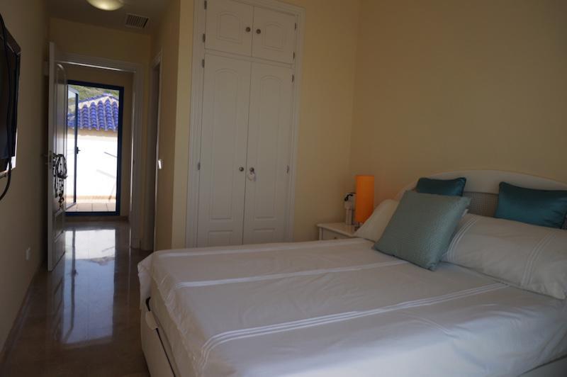 Duquesa Suite And Golf With A Spectacular Sea View Manilva Buitenkant foto