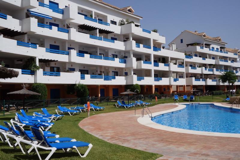 Duquesa Suite And Golf With A Spectacular Sea View Manilva Buitenkant foto